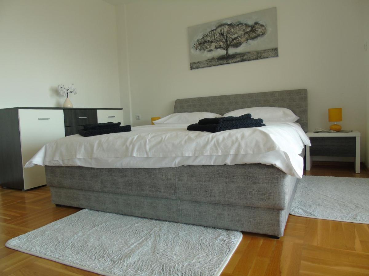 Apartment Ella, Opatija Eksteriør billede